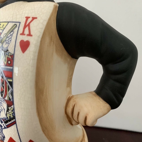 Paul Cardew Accents Paul Cardew Teapot King Of Hearts Collectors